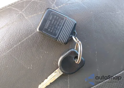 2007 Ford Escape Hybrid from USA, damaged, VIN 1FMCU59H27KA33938